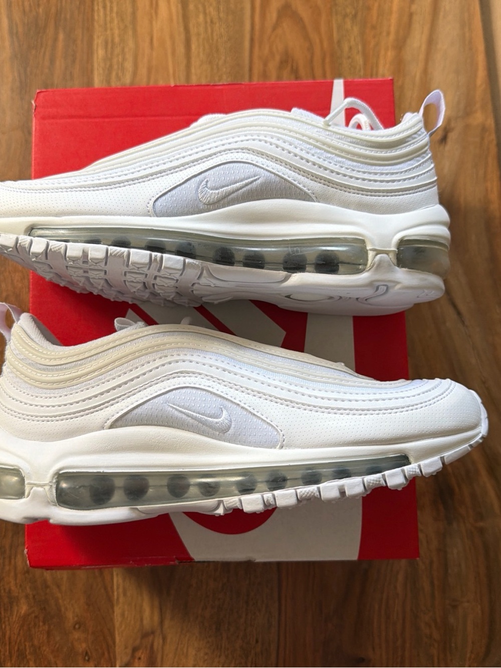 Nike White/metallic silver Air Max 97 Sneakers (GS) size 4